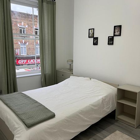 London Comfort Stay ภายนอก รูปภาพ